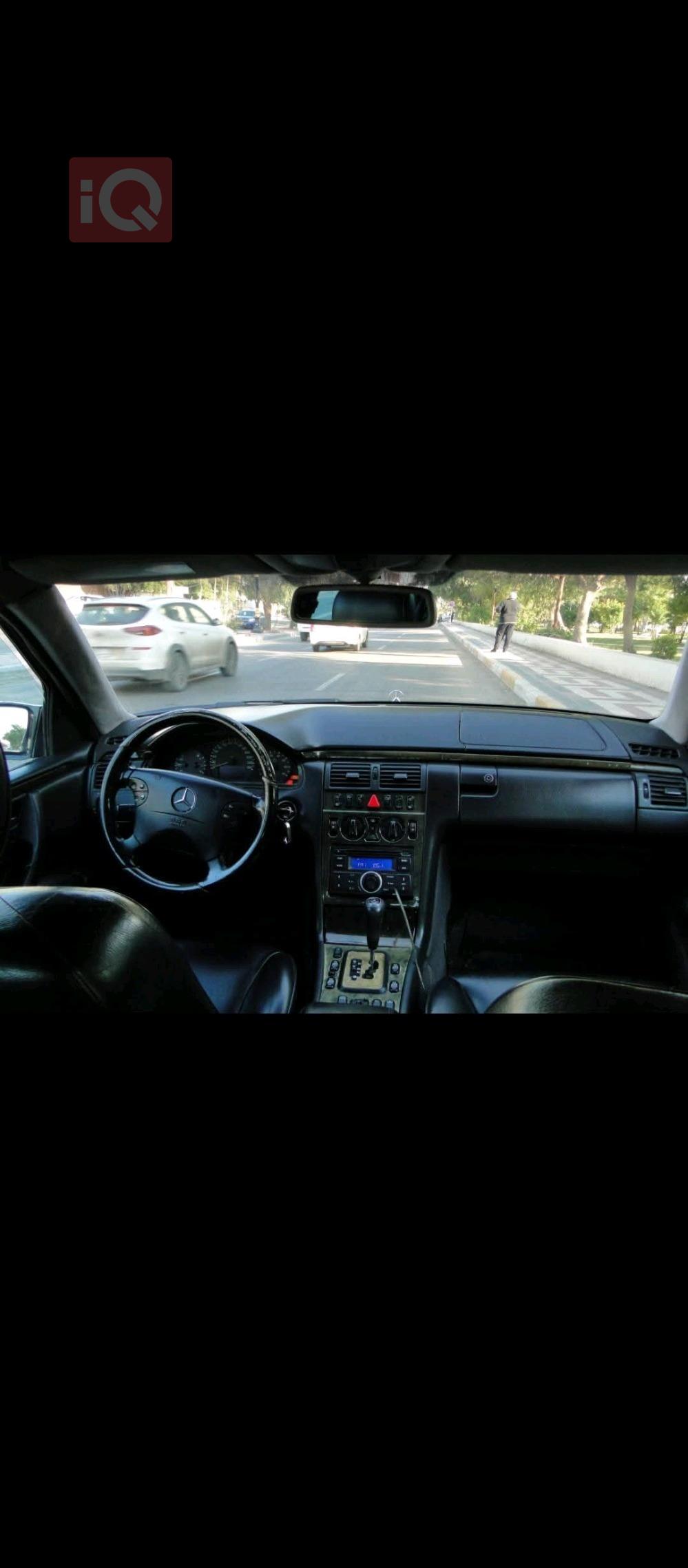 مرسيدس بنز E-Class